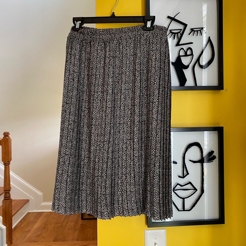 Massini Pleated Midi Skirt NWT Size XL